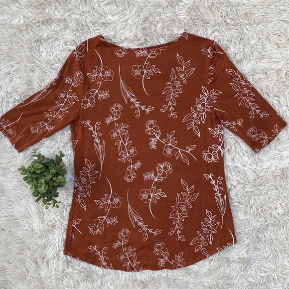 Apt. 9 SS Floral Top ๐ Rust & White - Picture 4 of 9